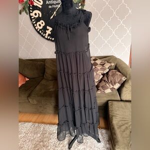 Elegant Black Ruffled Maxi Dress